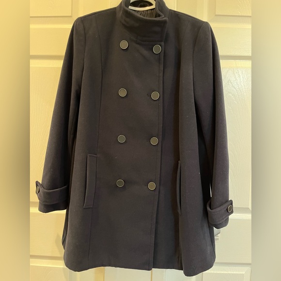 Coat - Picture 2 of 5